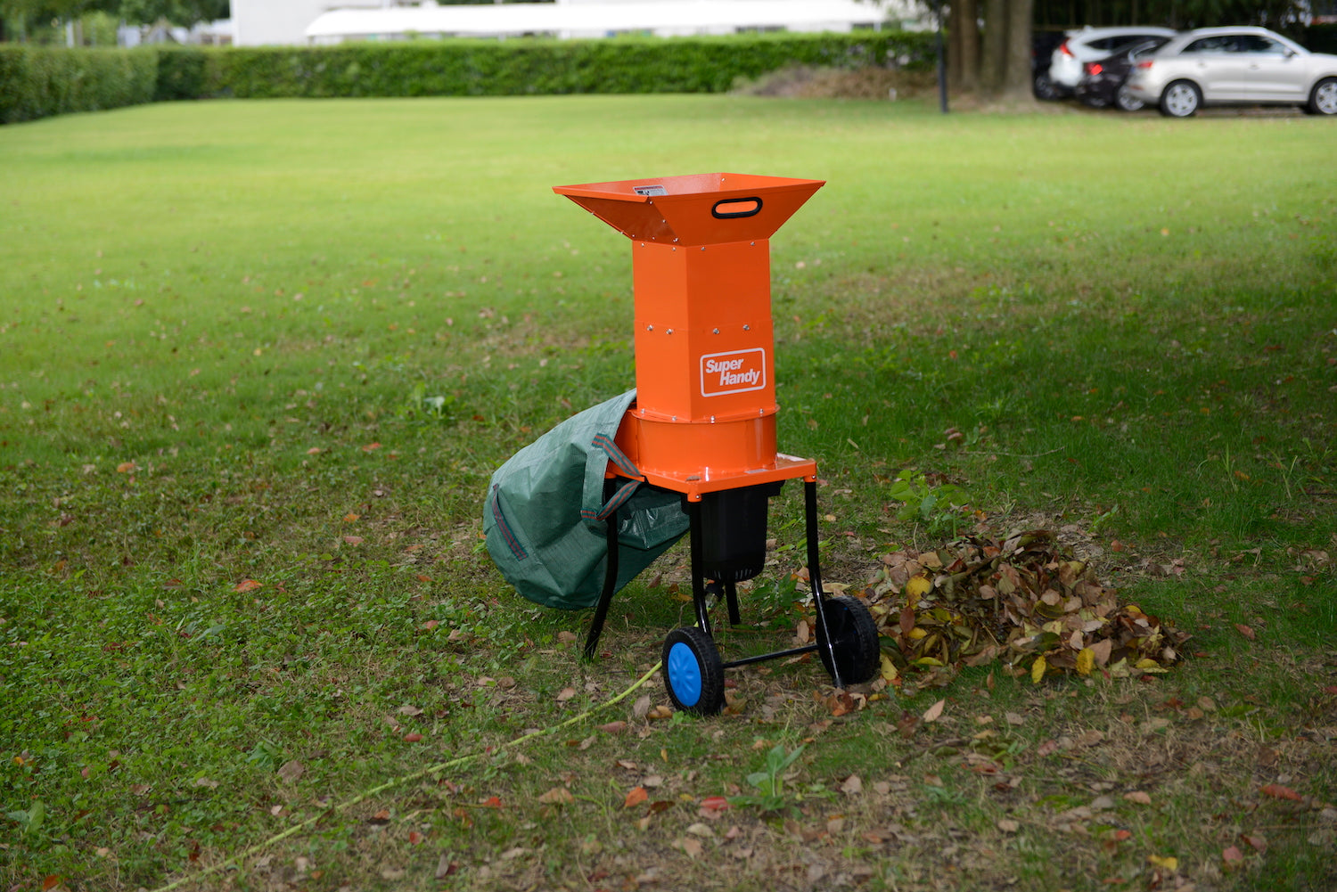 What Is a Leaf Shredder & How Does it Work?
