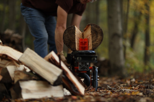 Compact Powerhouse Electric Wood Splitters for Small Spaces and Big Results