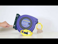 Carrete de cable de extensión retráctil montable Goodyear - 12 AWG x 40 pies, 3 tomacorrientes con conexión a tierra, máx. 15 A